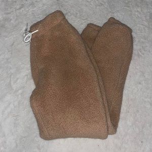 Hollister (gilly hicks) fuzzy sweatpants